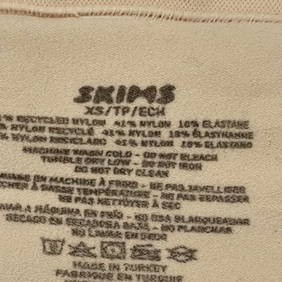 SKIMS - Seamless Sculpt Mid Thigh Short | Color: Sand | Size: X-SMALL | NWOT - Picture 10 of 10